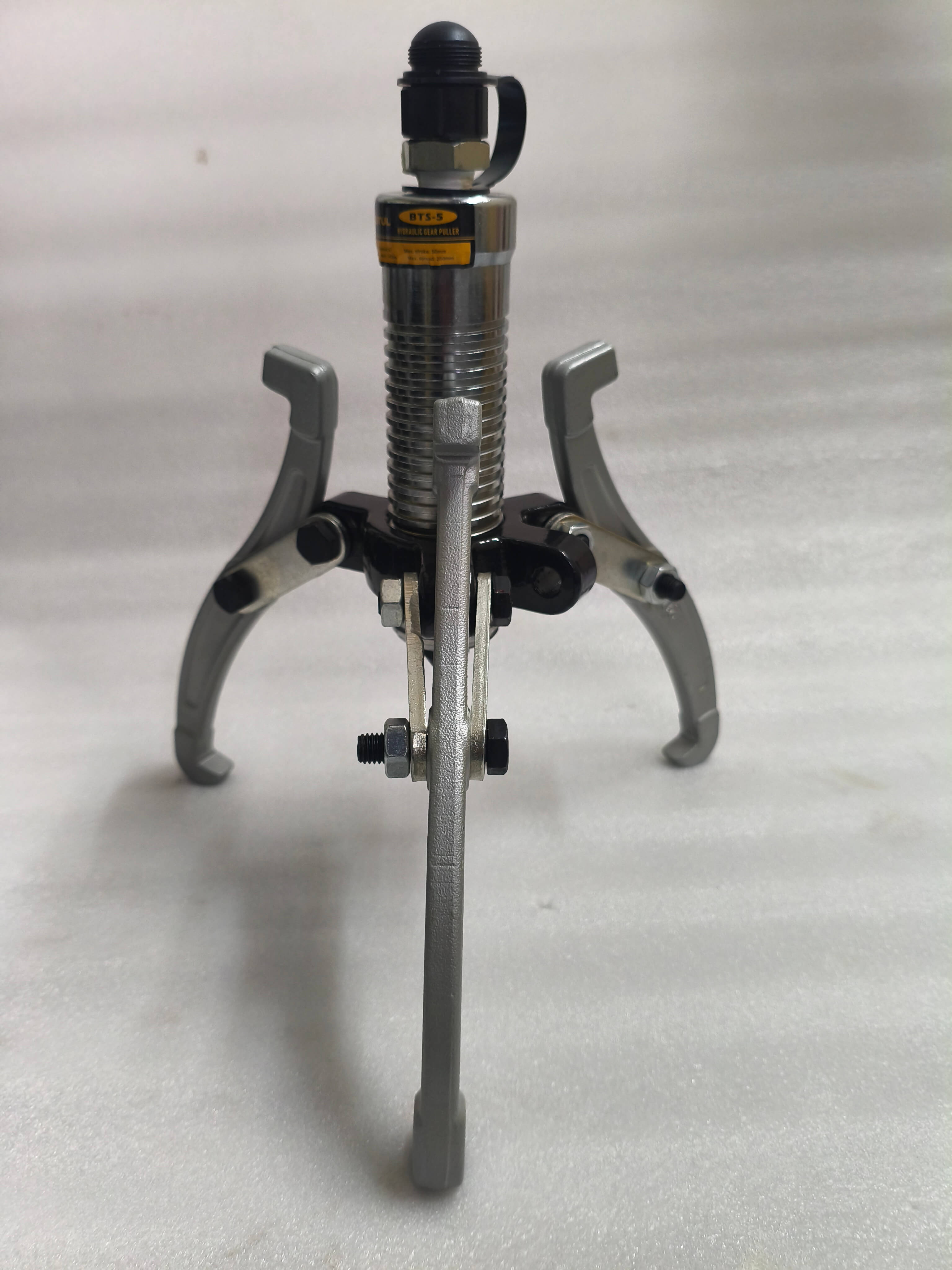 Hydraulic 3 Jaw Gear Puller Exporters