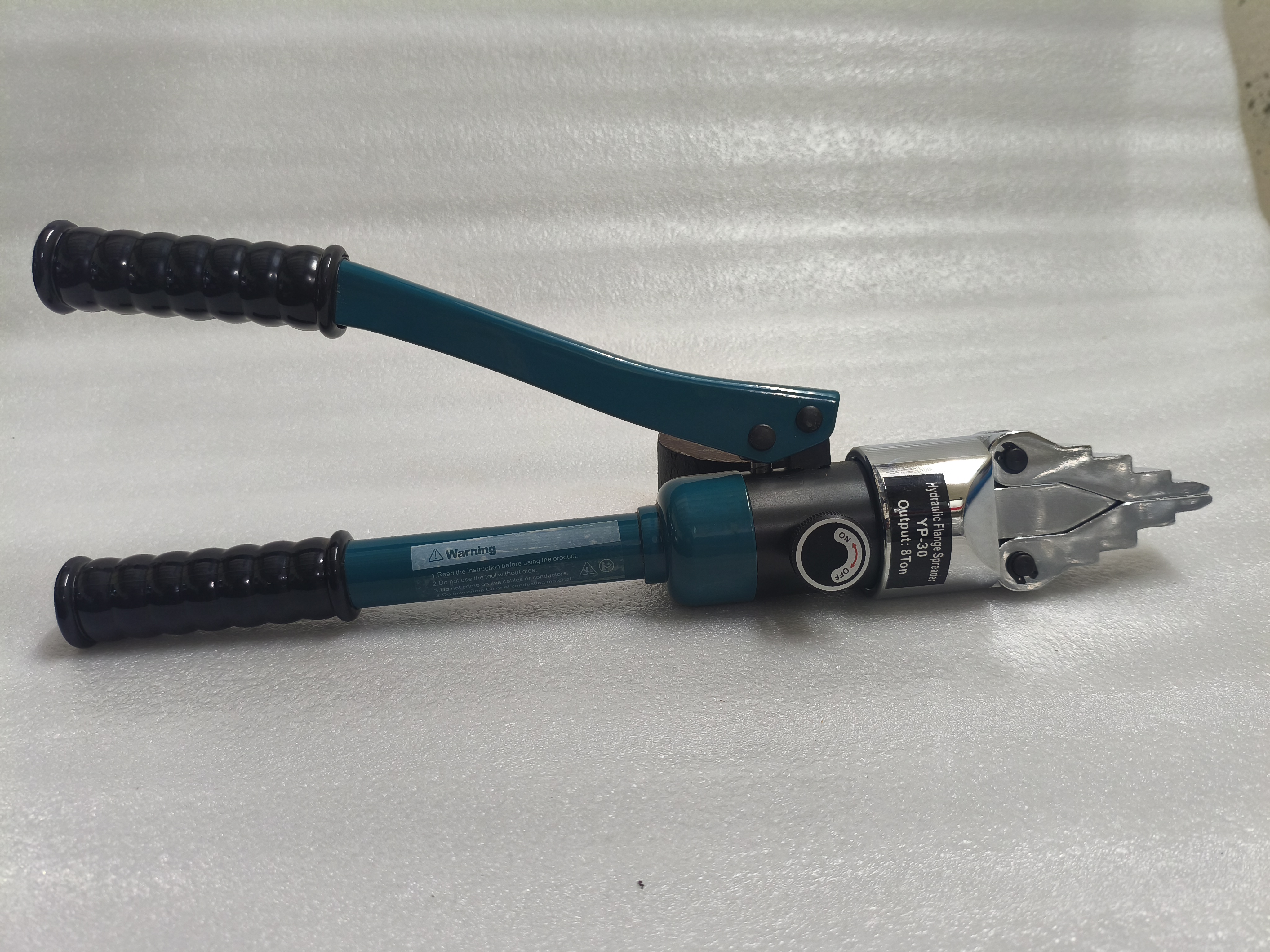hydraulic flange spreader