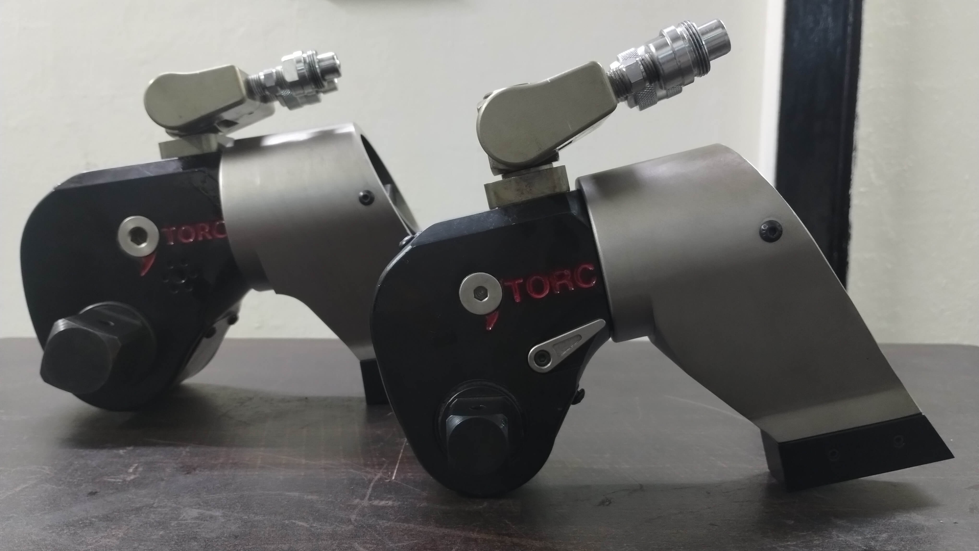 hydraulic torque wrench - square drive