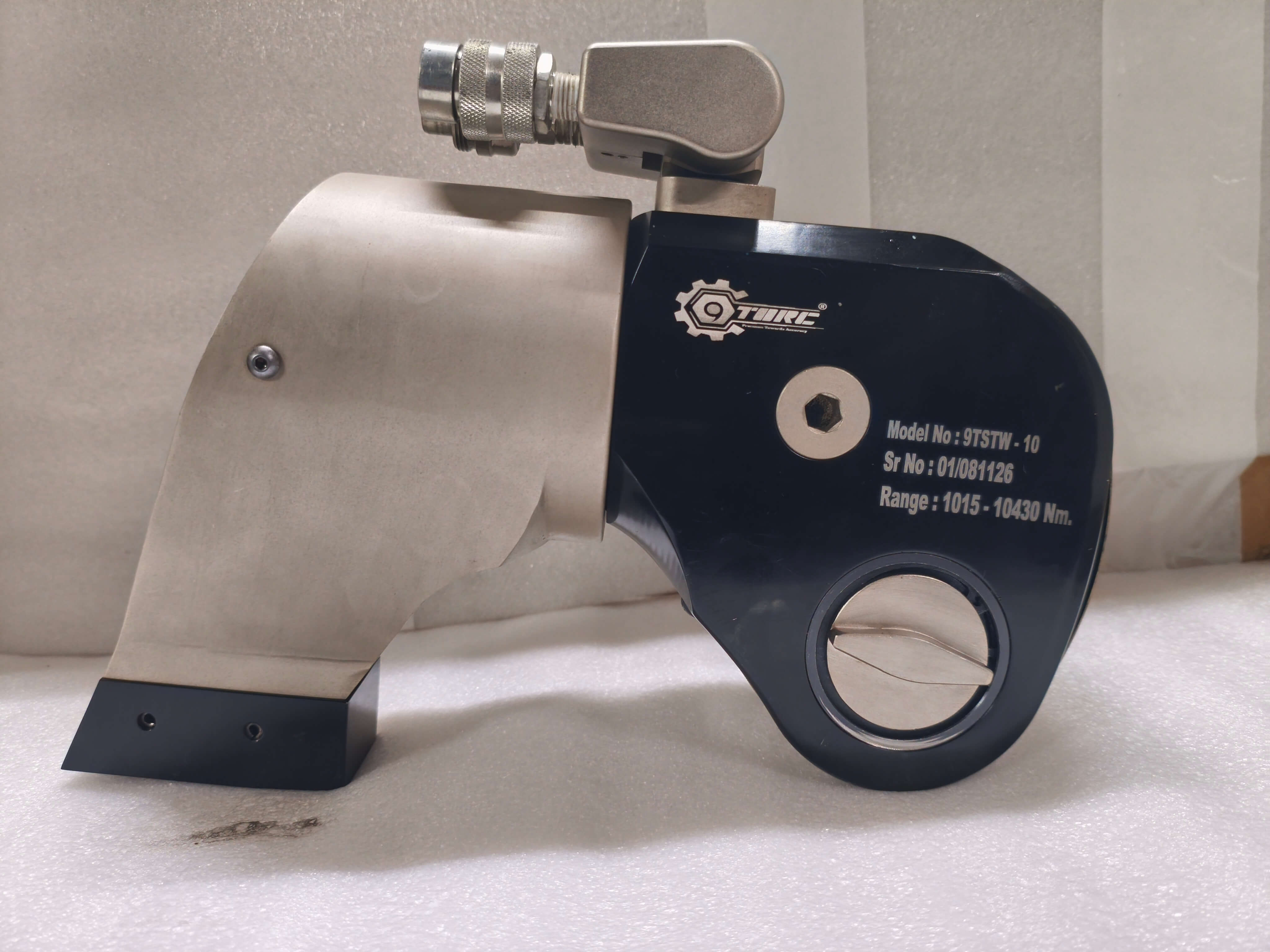 hydraulic torque wrench - square drive