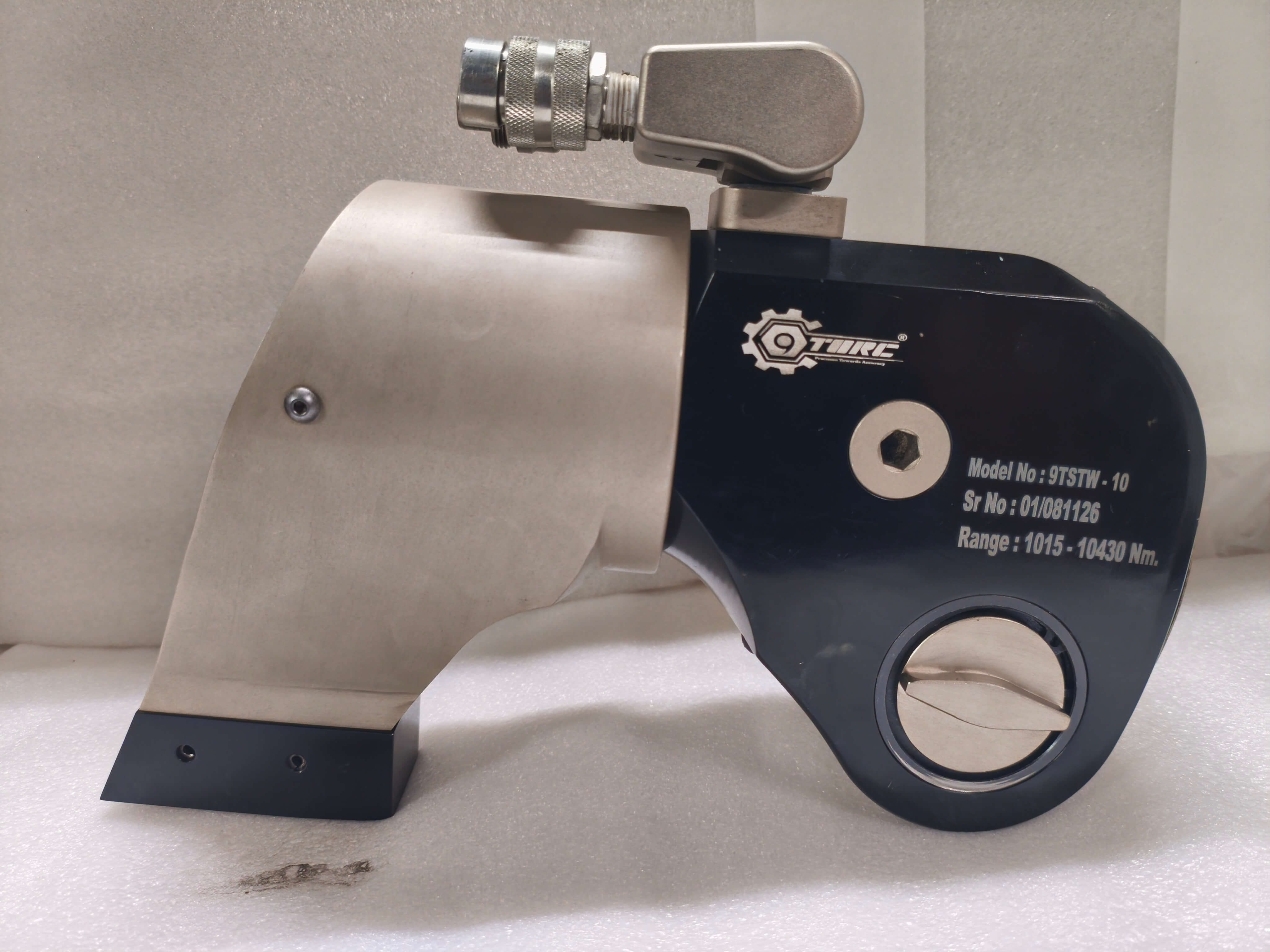 hydraulic torque wrench - square drive