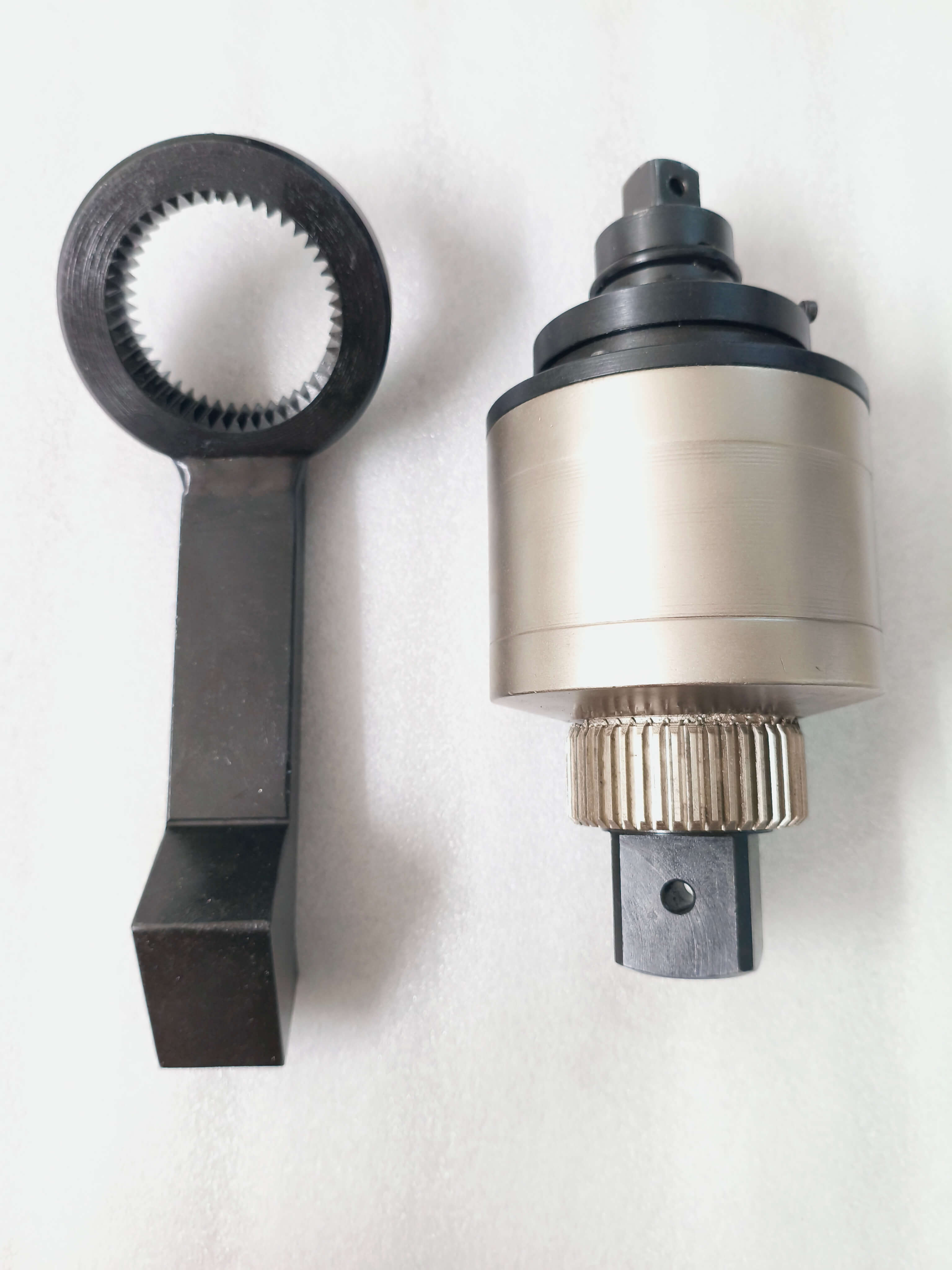 manual torque multiplier